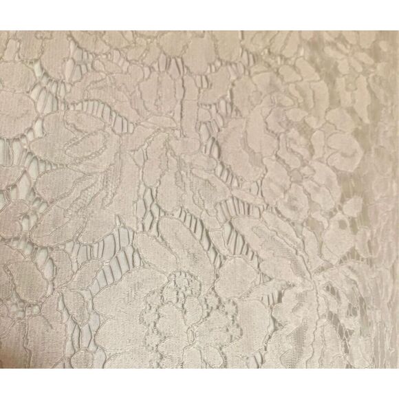 VINCE CAMUTO - L Sz Med Ivory Lace Long-Sleeve Lined Blouse w/Bell Sleeves. EUC - Picture 7 of 12